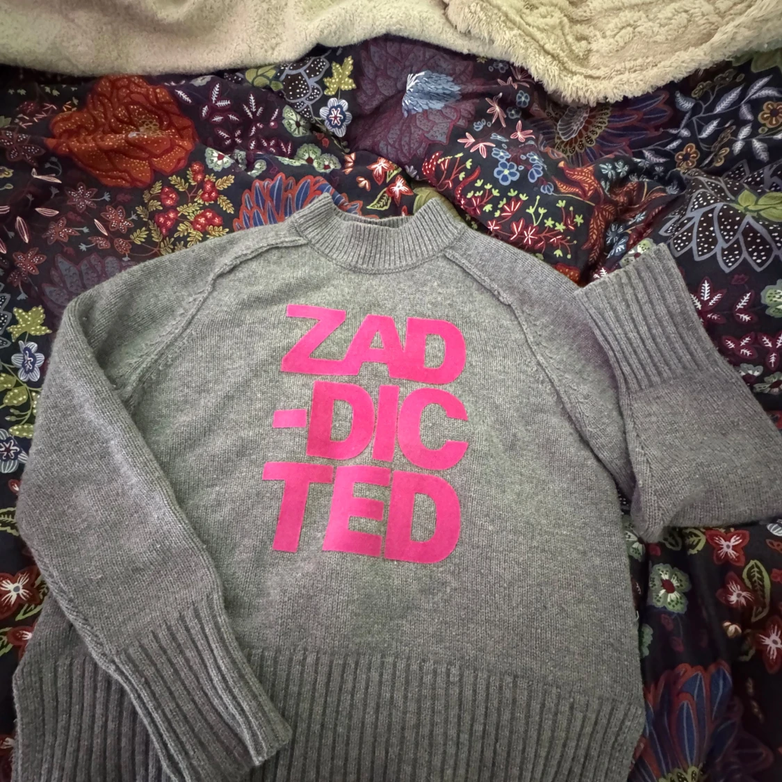 Grå Zadig & Voltaire stickad tröja