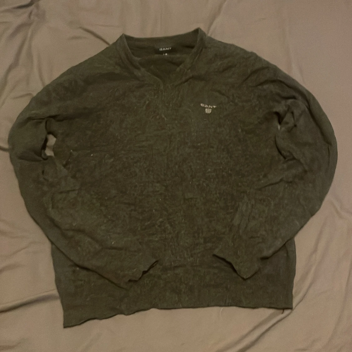 Mörkgrön stickad tröja från GANT