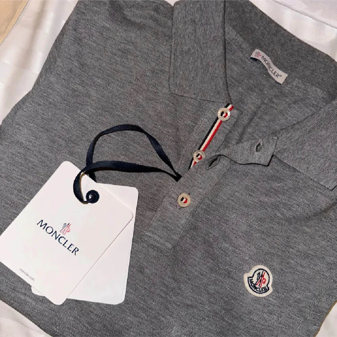 Grå Moncler pikéskjorta  - 2