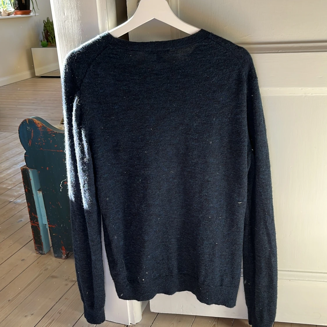 Mörkgrå stickad tröja från COS - 1