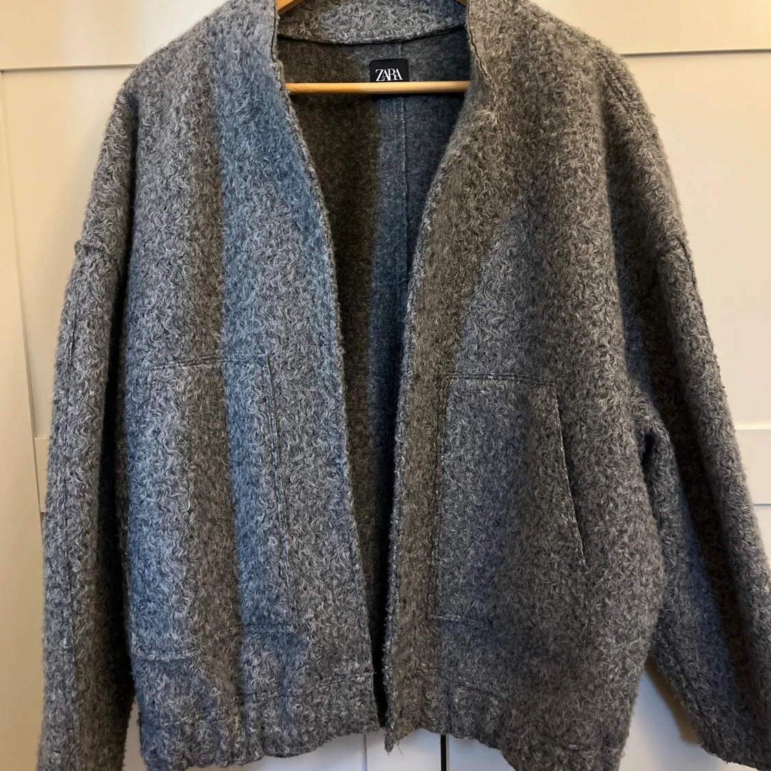 Grå teddyjacka från Zara M-L