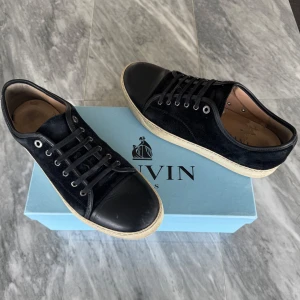 Lanvin skor - Lanvin skor - Skick: Grymt skick - Tillbehör: Endast skorna - Nypris: 4500kr - TrendWardrobe