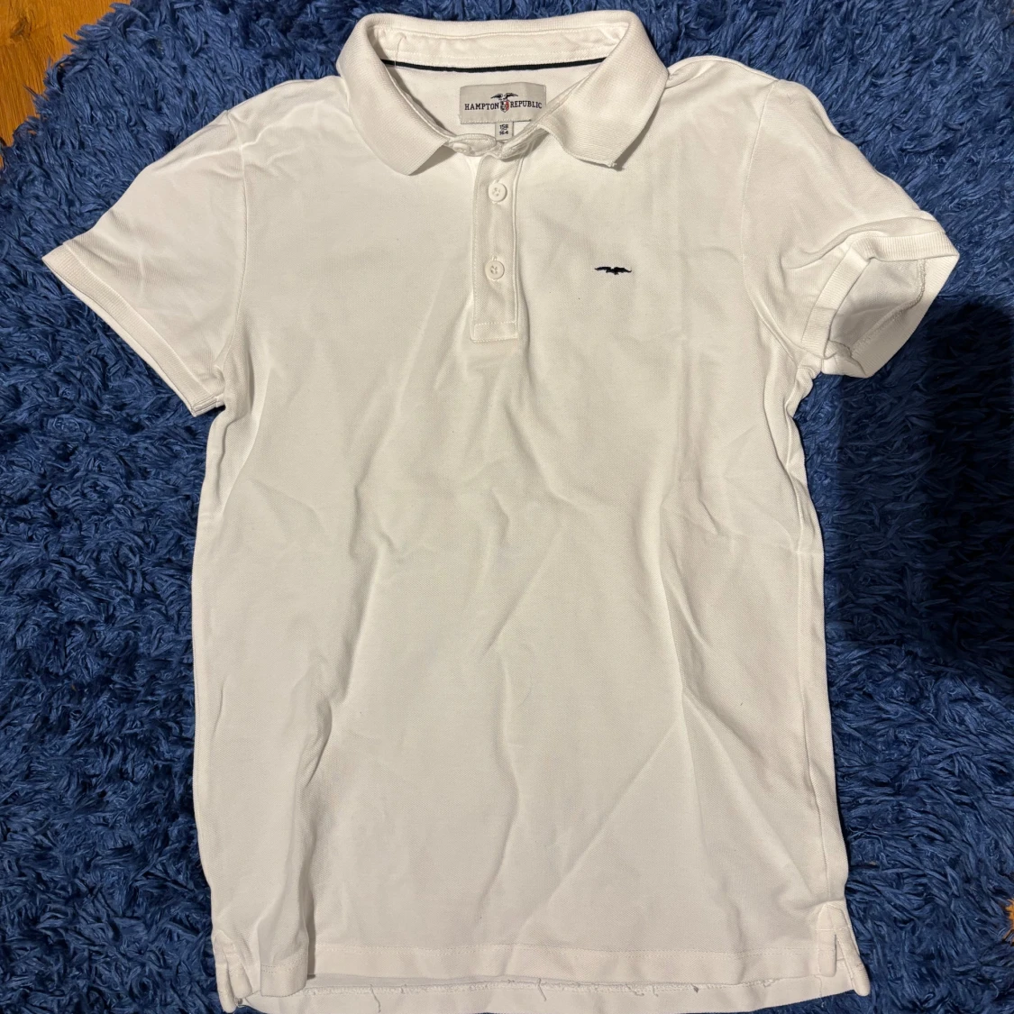 Vit pikétröja från Hampton Republic