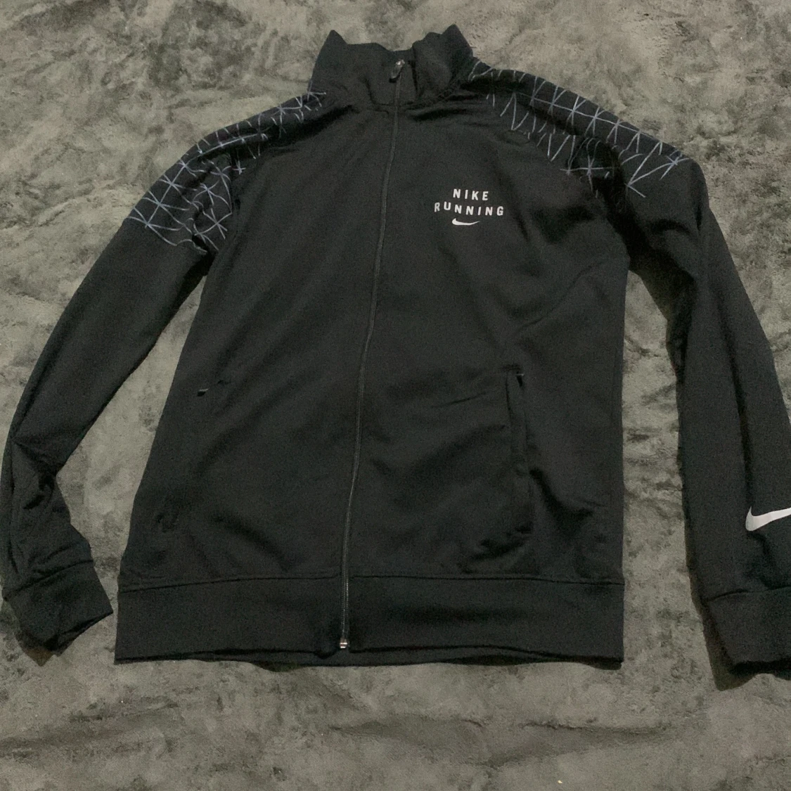 Nike Running svart vindjacka XL