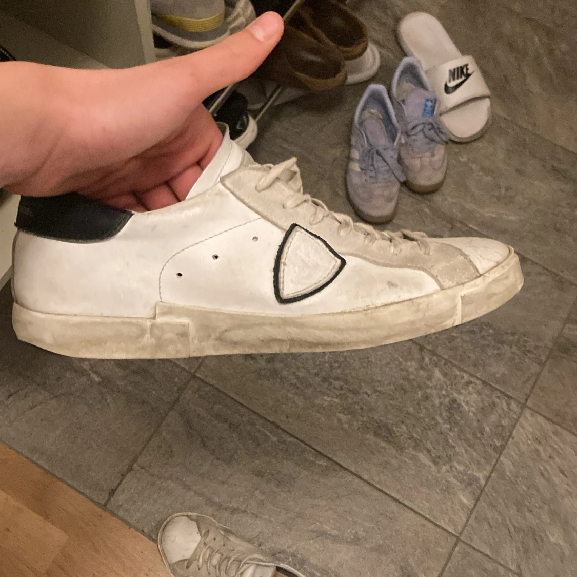 Vita sneakers från Philippe Model - 2