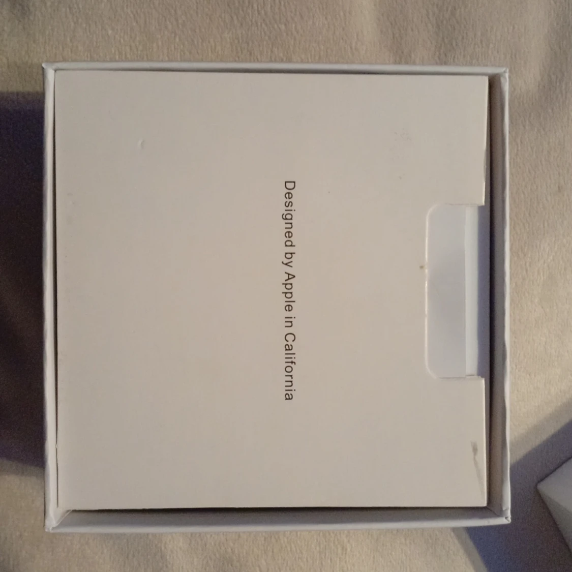 AirPods Pro (2nd generation) MagSafe USB-C - 4