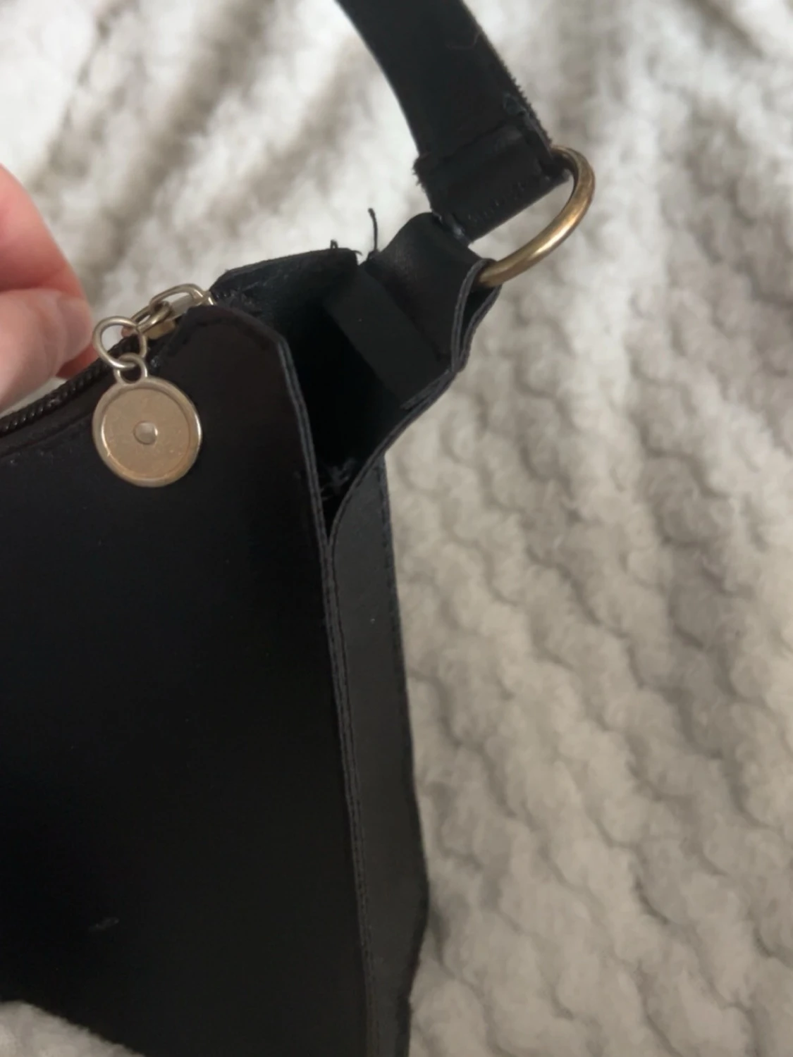 Svart axelväska  - 3