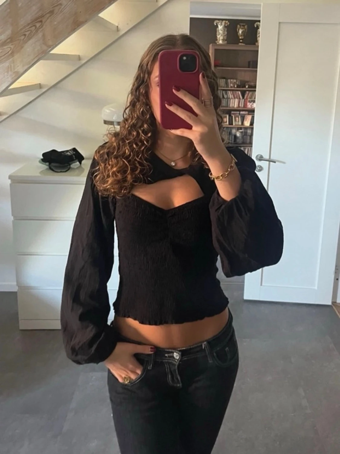 Svart blus med ballongärmar  - 1