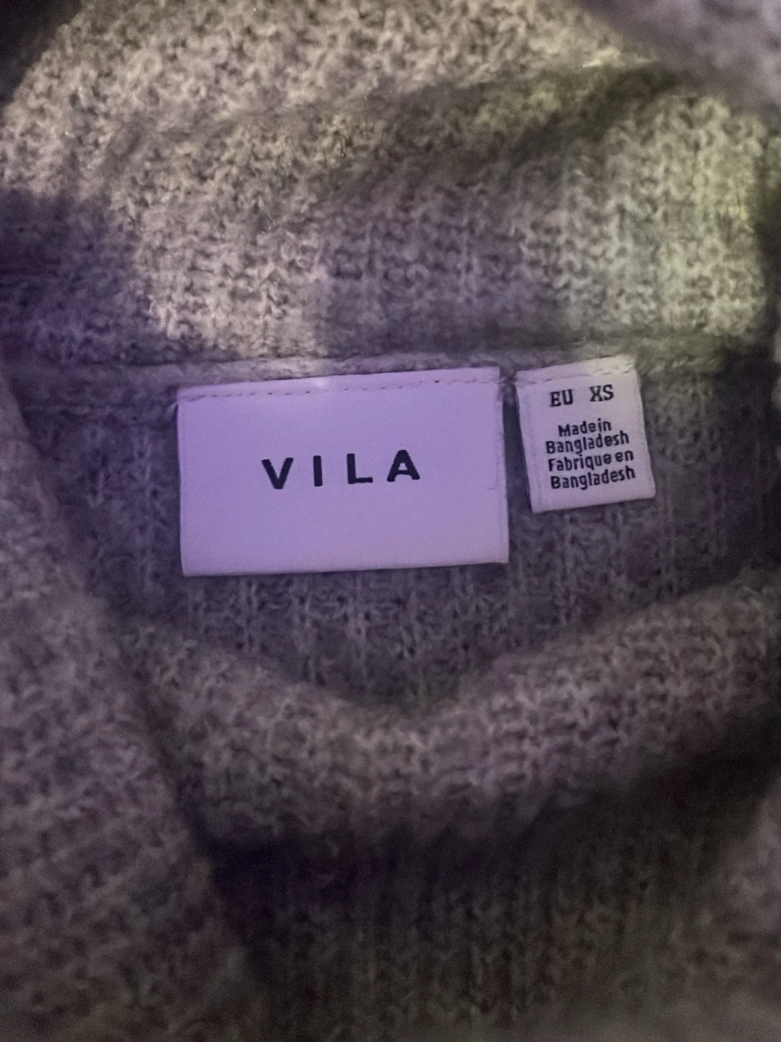 Grå polotröja i ribbstickat - 2