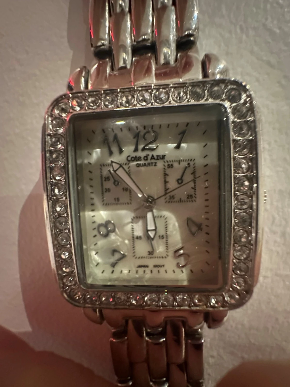 Cote d'Azur silverfärgad klocka