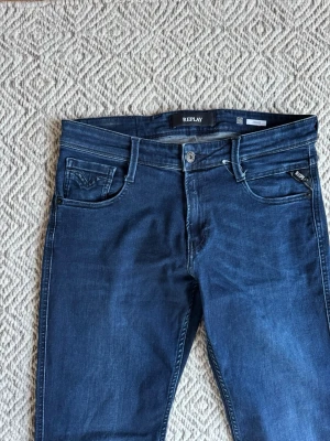 Replay Anbass jeans - Replay jeans - Modell: Anbass - Storlek: W30/L32 - skick: 9/10 - Nypris runt 2000kr 