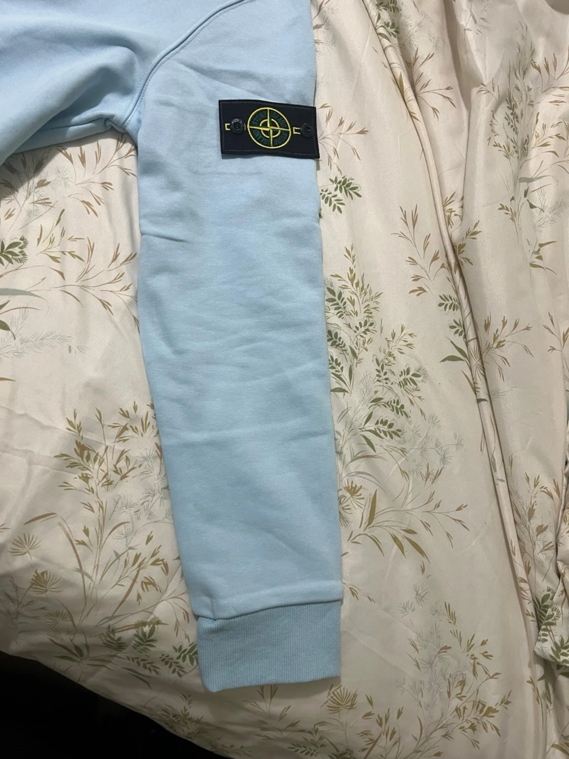 Ljusblå hoodie från Stone Island - 2