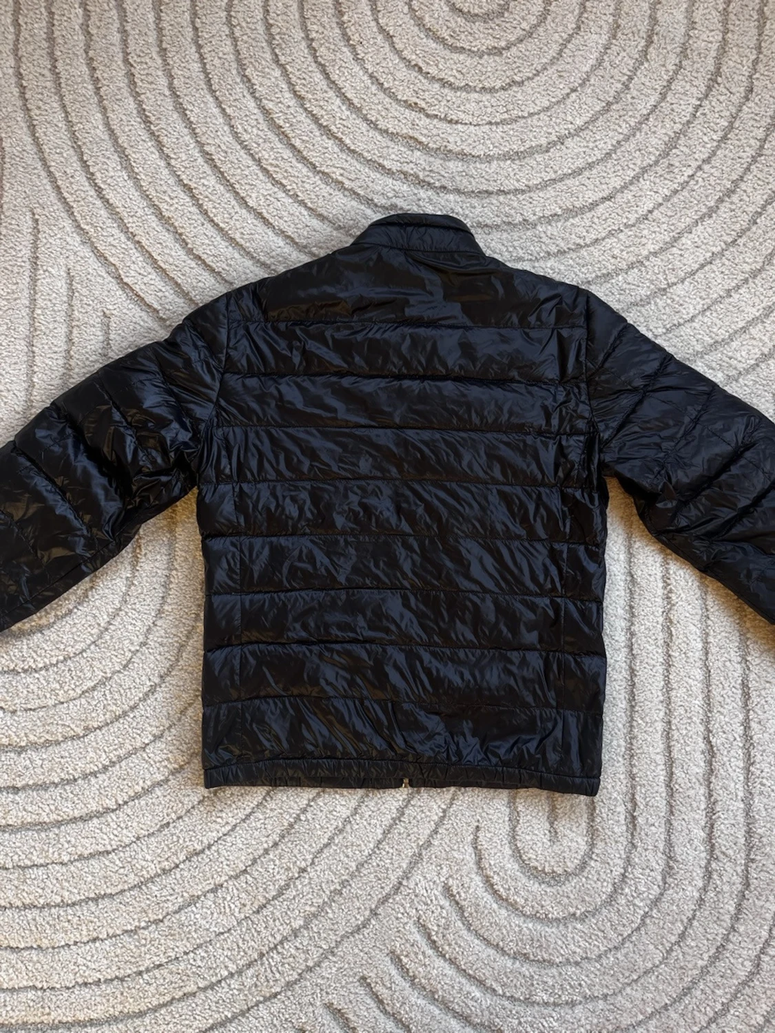 Svart dunjacka från Prada - 6