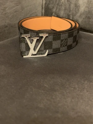 Märke bälte  - Helt ny fin bälte 110 cm