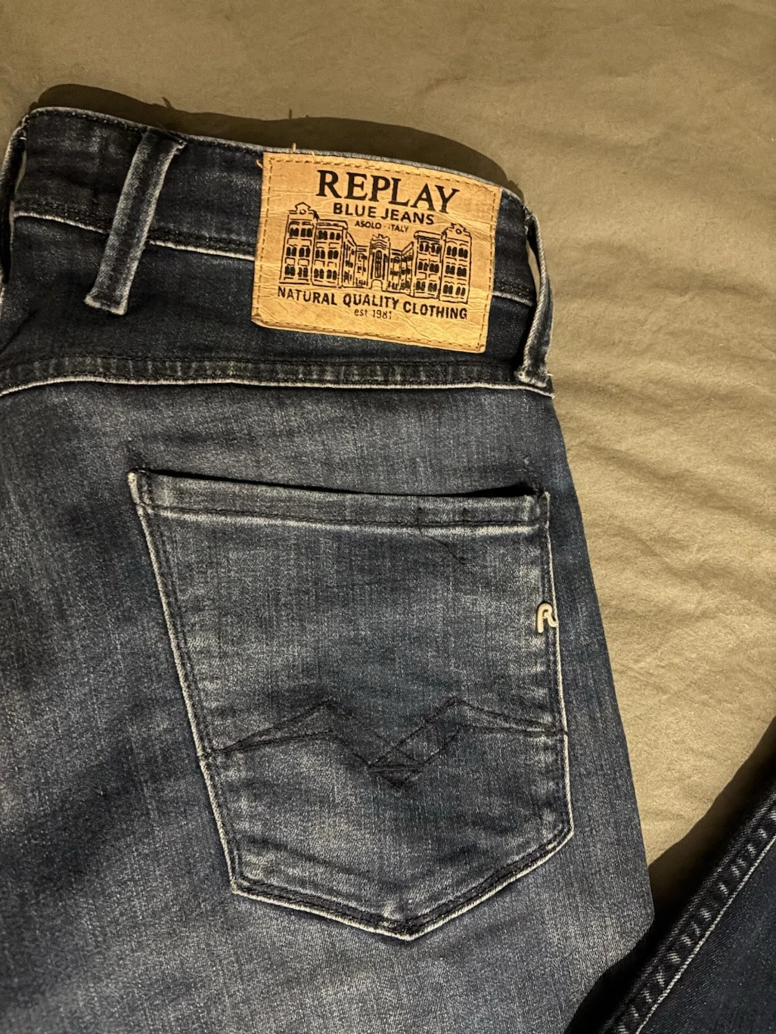 Mörkblå Replay Anbass W29 - 2