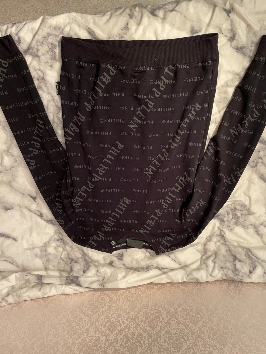 Svart långärmad tröja från Philipp Plein - 2