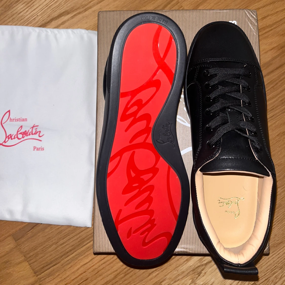 Svarta Louboutin skor - 1