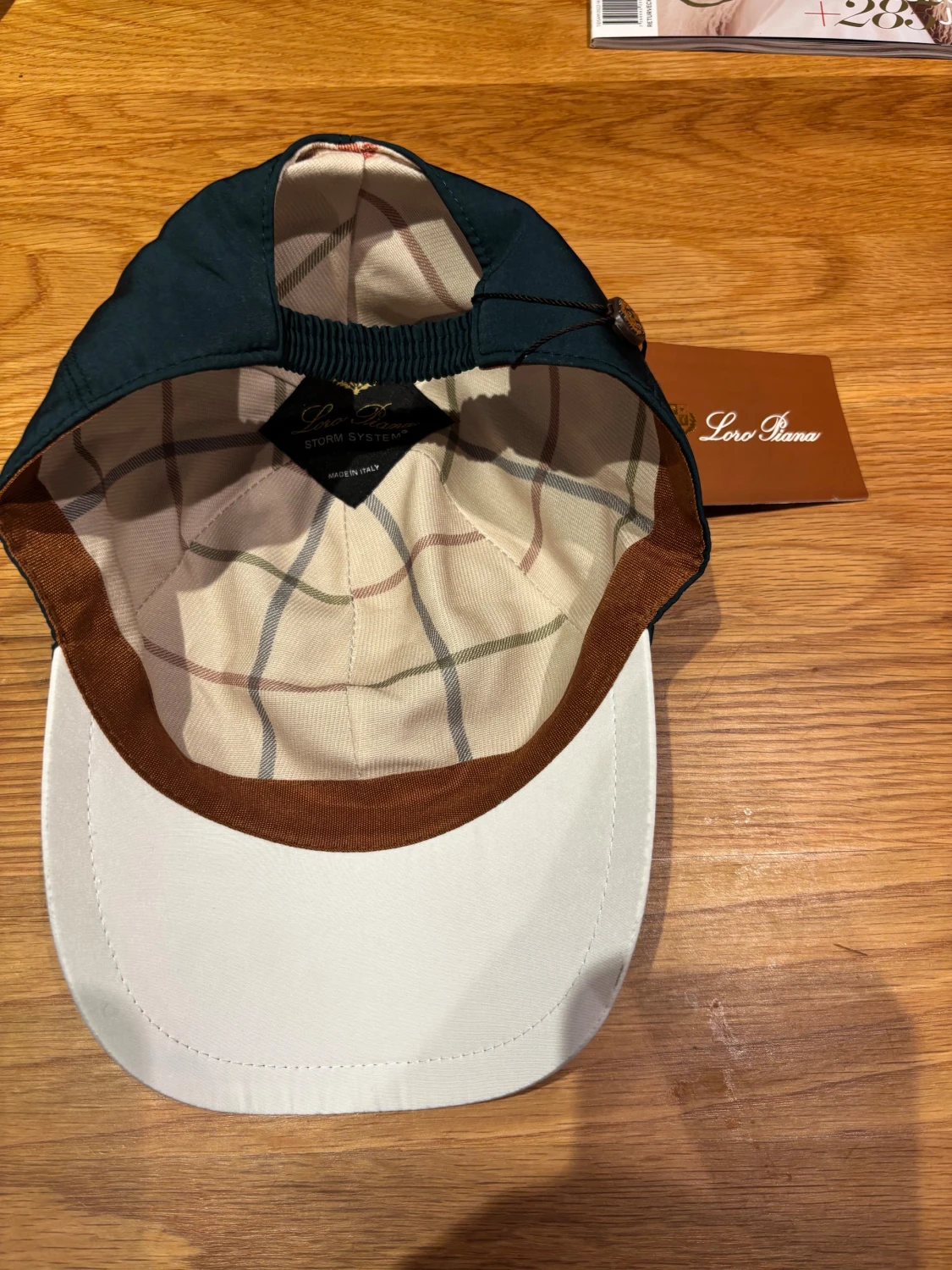 Mörkgrön keps från Loro Piana - 1