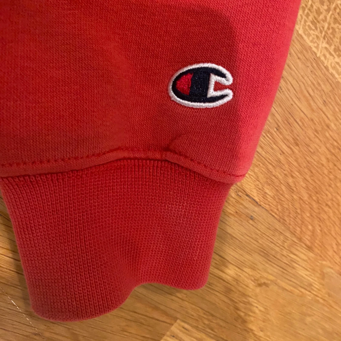 Röd Champion hoodie med huva - 2