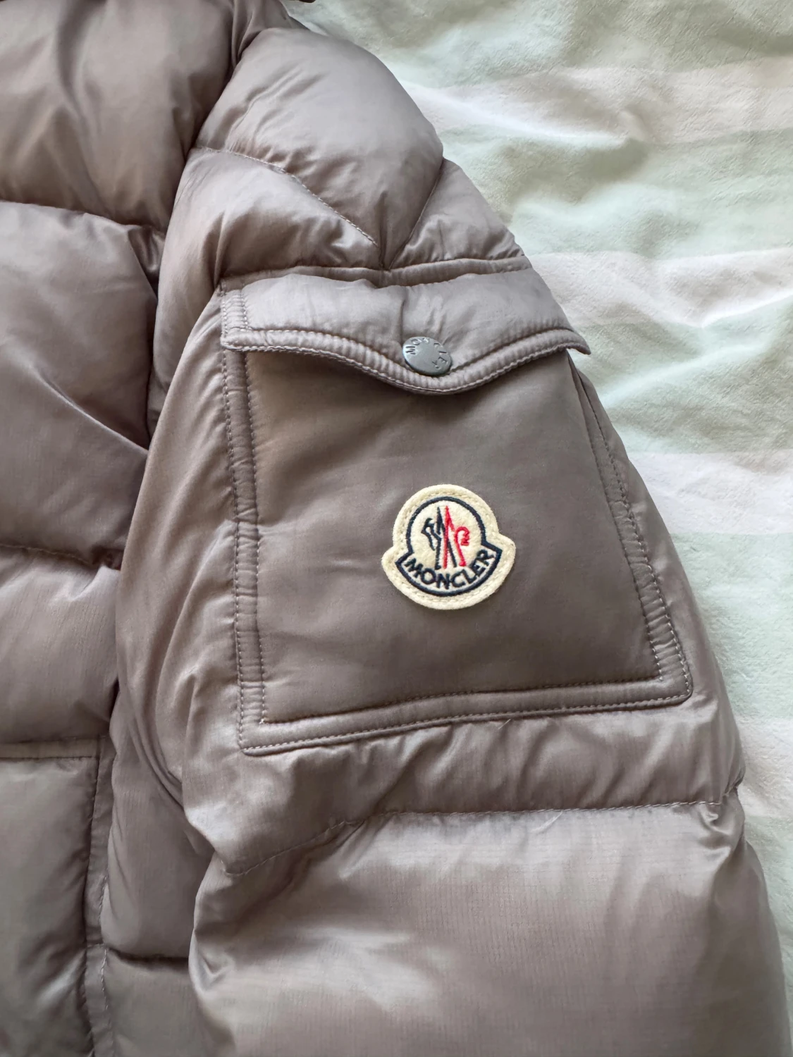 Moncler Puffer - 3