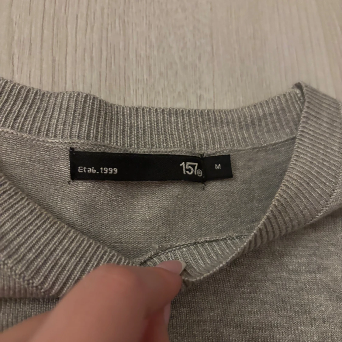 Grå randig tröja från 157 - 1