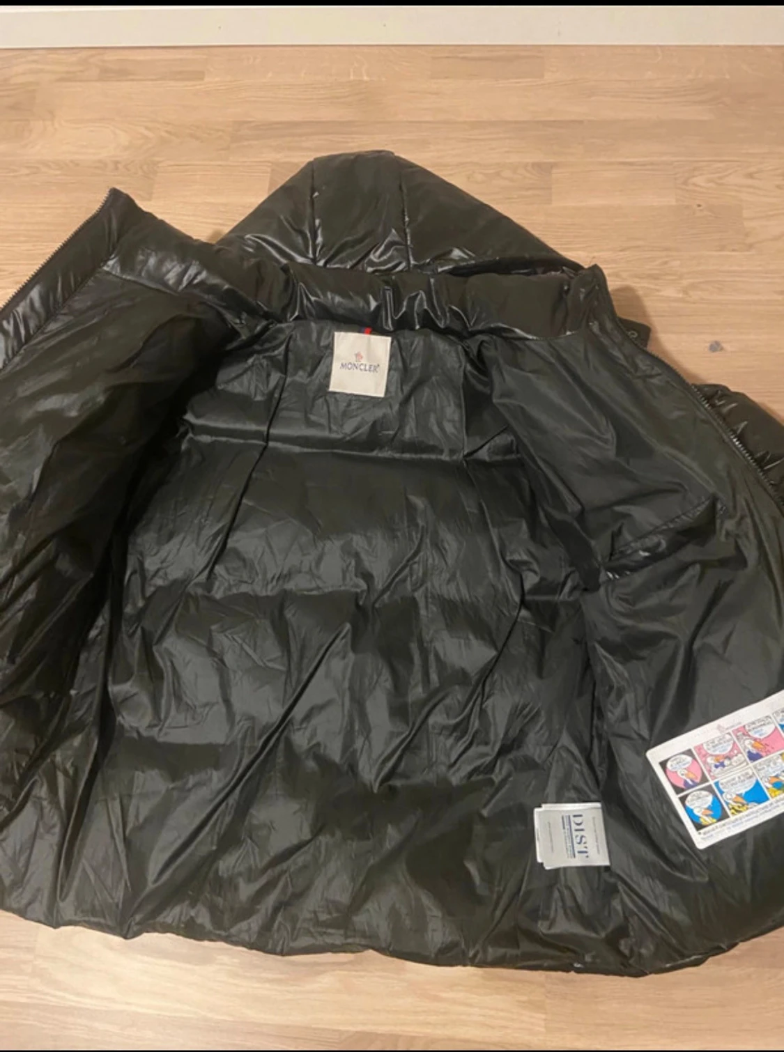 Svart Moncler pufferjacka med huva - 2