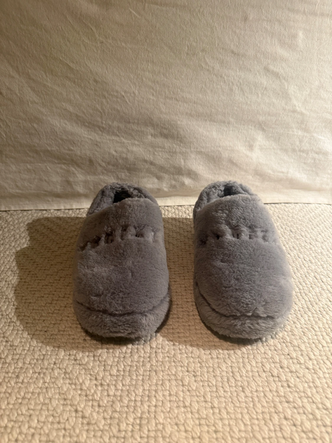 oanvända!! Inuikii Cosy Mountain Grey slippers strl 39/40 - 1