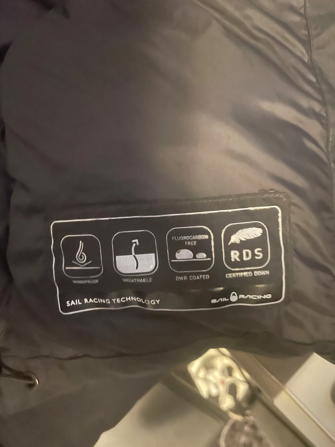 Svart dunjacka Sail Racing - 3