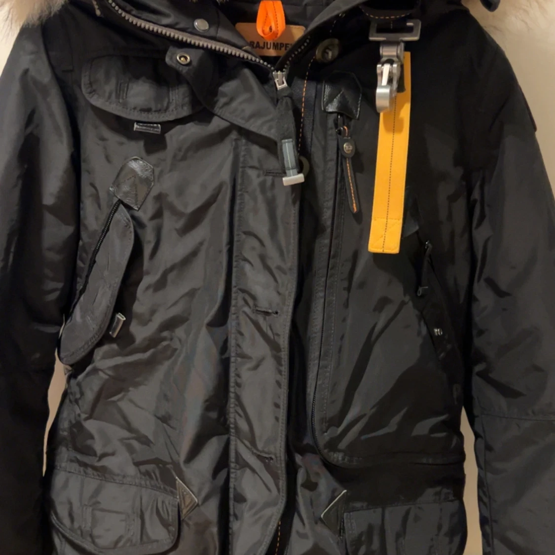  Parajumper Doris  - 1