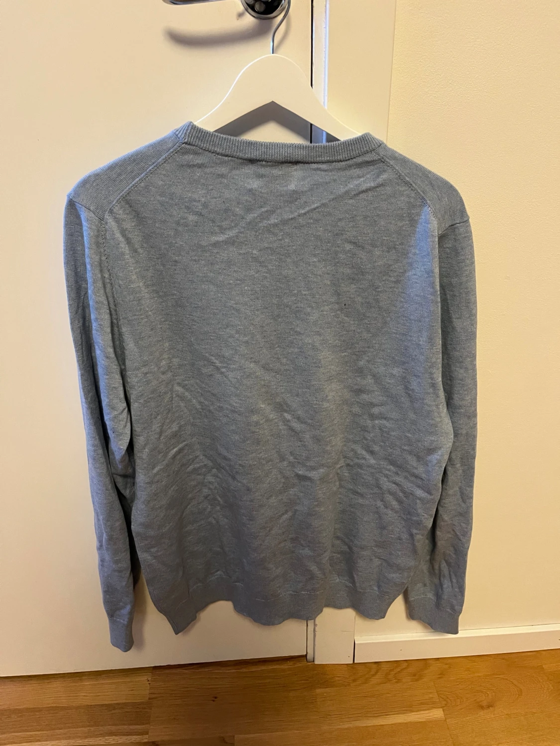 Ljusblå stickad tröja från Bläck - 1