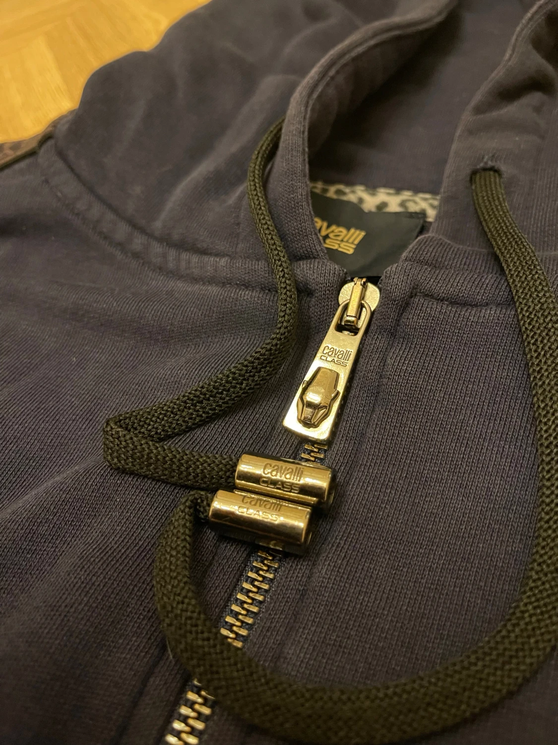 Mörkblå  hoodiejacka från Cavalli Class - 2