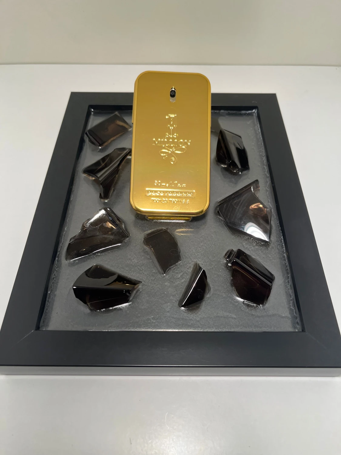 1 Million parfym tavla - 1