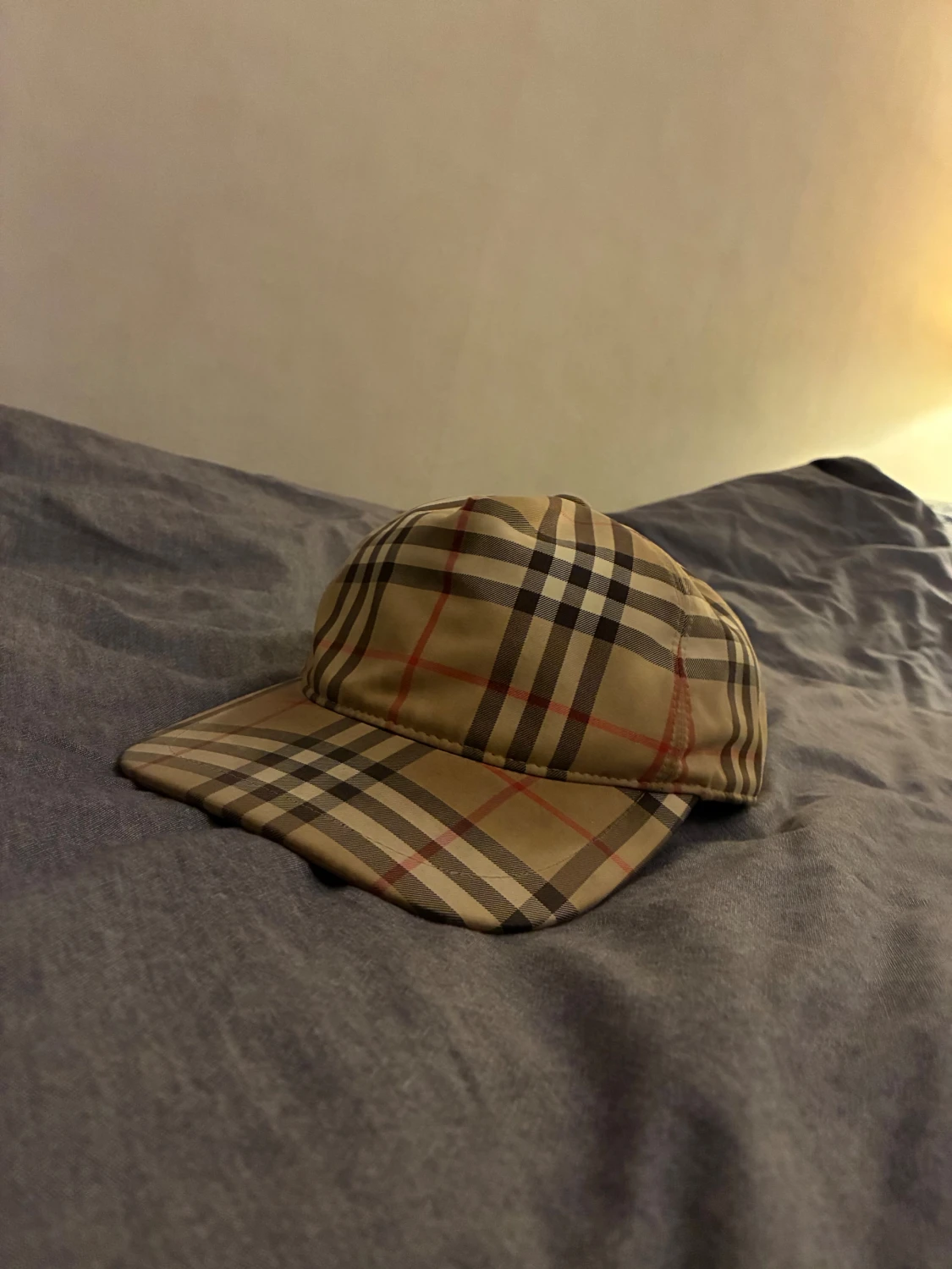 Burberry rutig keps i bomull