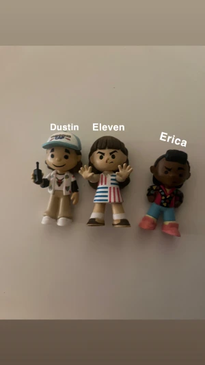 Stranger things figurer - Gubbarna kommer från blindboxes. 50kr styck. 
