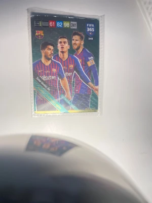 Fotbollskort Messi, Suarez, coutinho - Lionel Messi, Luis Suarez och coutinho fotbollskort 
