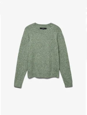 Grön stickad tröja från Vero Moda XS - Mysig grön stickad tröja från Vero Moda i storlek XS. Tröjan har rund halsringning, ribbade muddar och en klassisk, enkel design som är lätt att matcha. Perfekt för lager-på-lager under kyliga dagar.