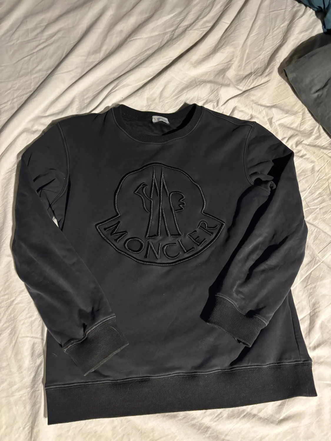 Svart sweatshirt från Moncler