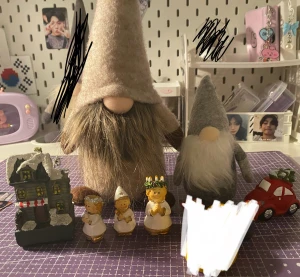 Julpynt  - Julpynt, inga skador vad jag vet!