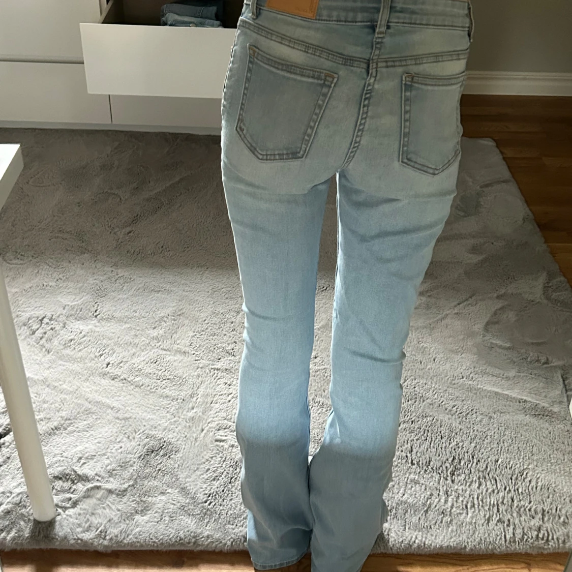 Ljusblå low flare jeans XS L32 - 1