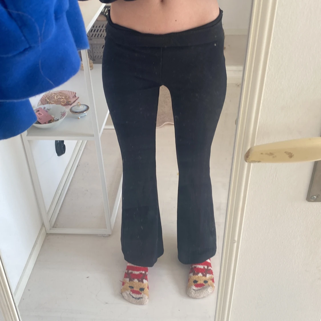 Svarta bootcut byxor med stretch