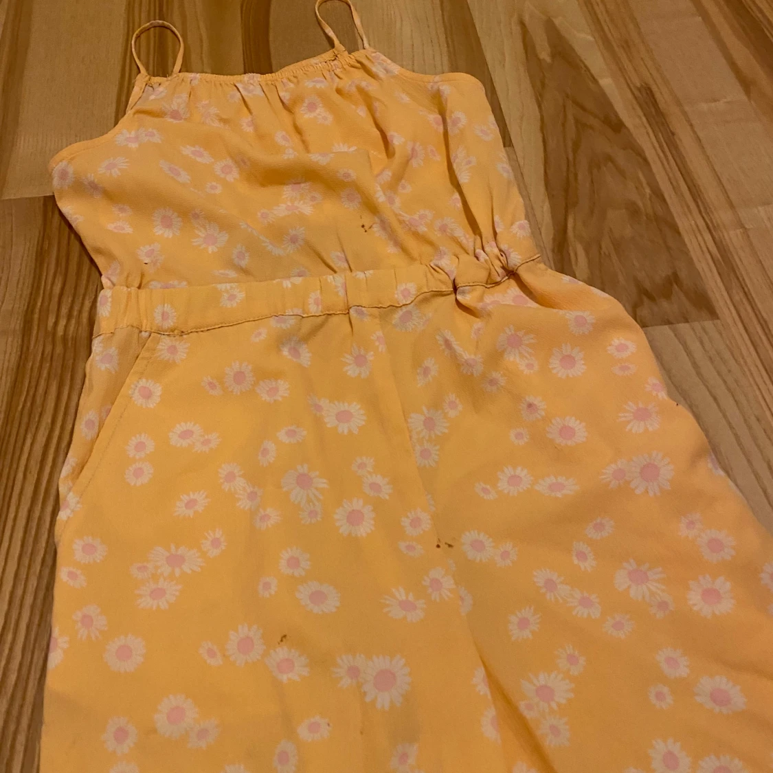 Gul jumpsuit, strl 140 - 1