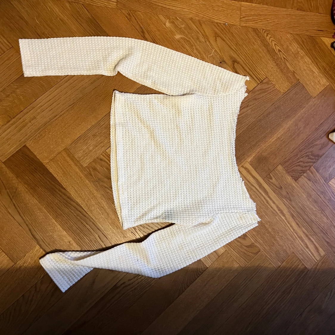 Vit stickad tröja med struktur - 1