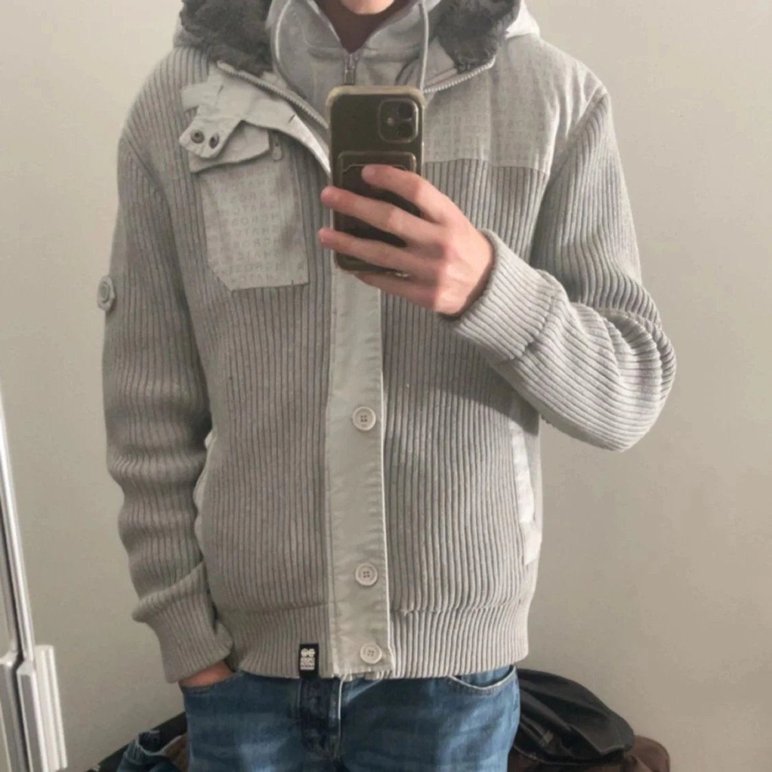 Grå cardigan från Crosshatch