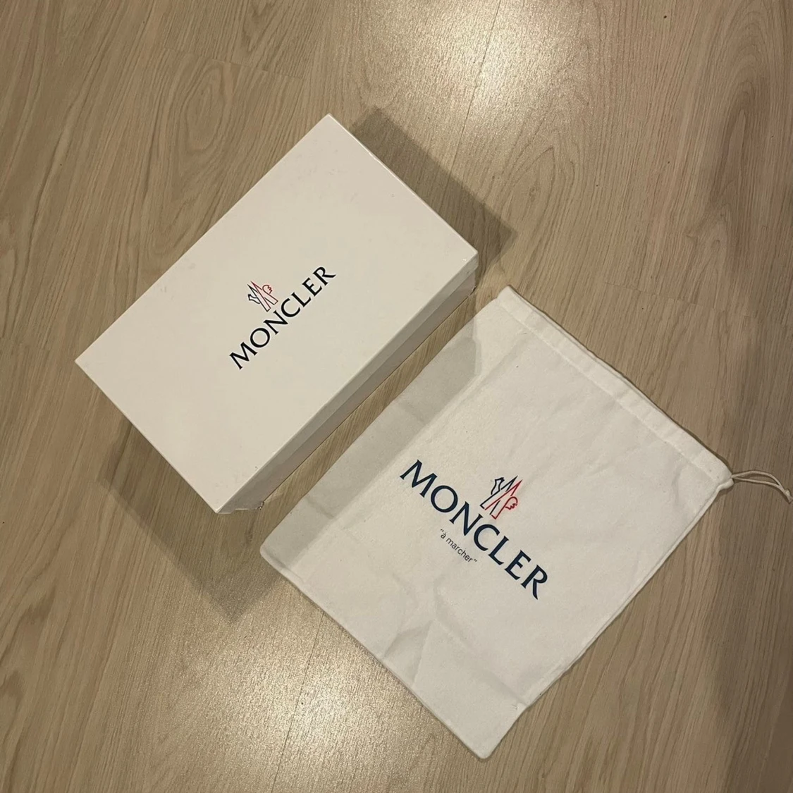 Moncler svarta sneakers - 4