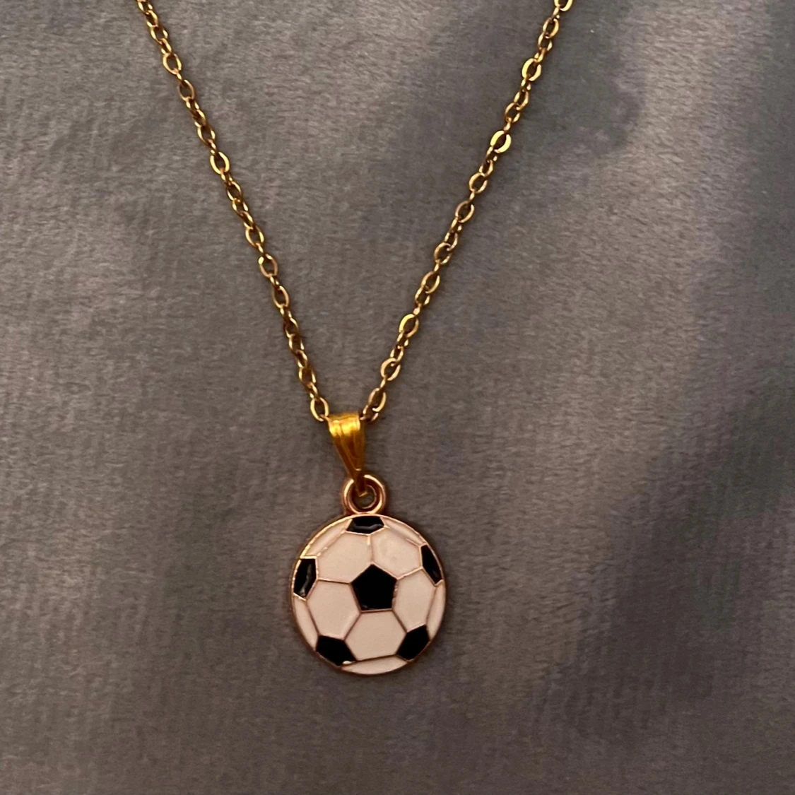 Fotboll halsband guld imitation - 3