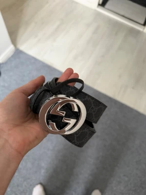 Gg black silver belt - size 120cm