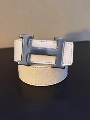 H bälte 44/100 - Vitt H bälte 44/100