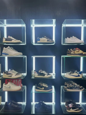 Jordans skor - Storlek 36-45                                                           Leverans 7-14 dagar