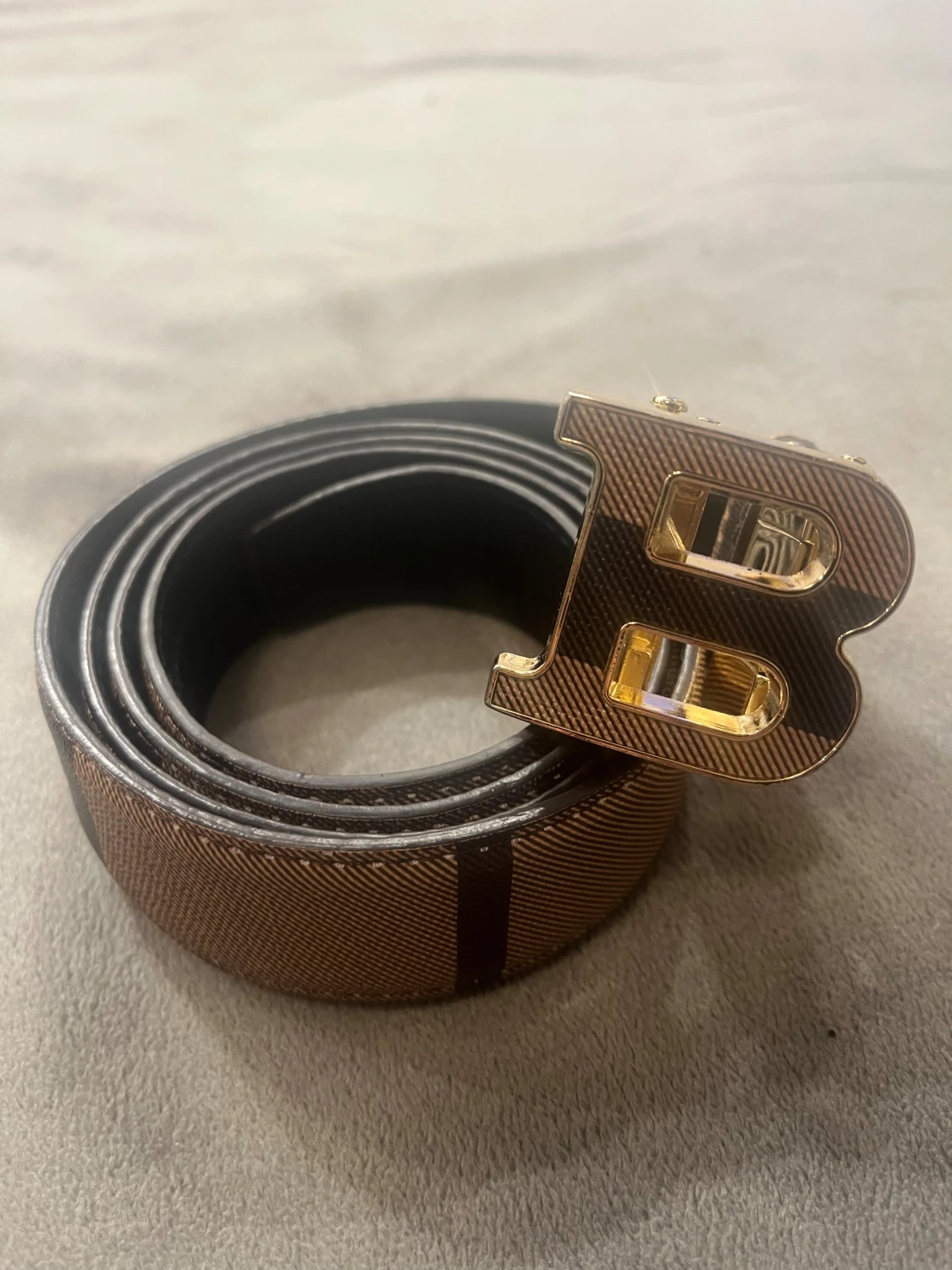 Balmain Paris bÀlte