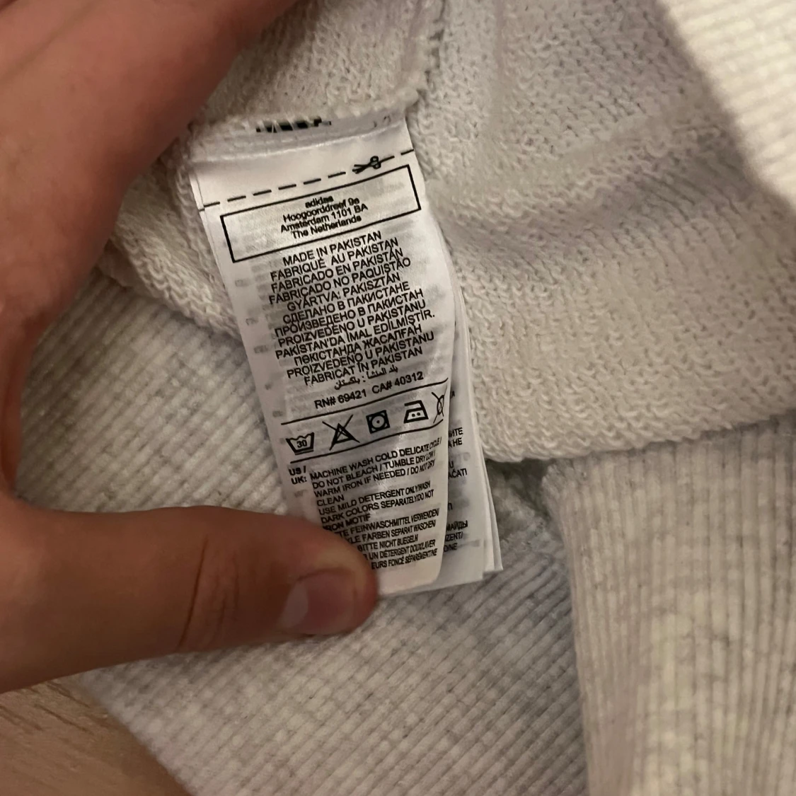 Grå Reebok sweatshirt med blå logga - 2